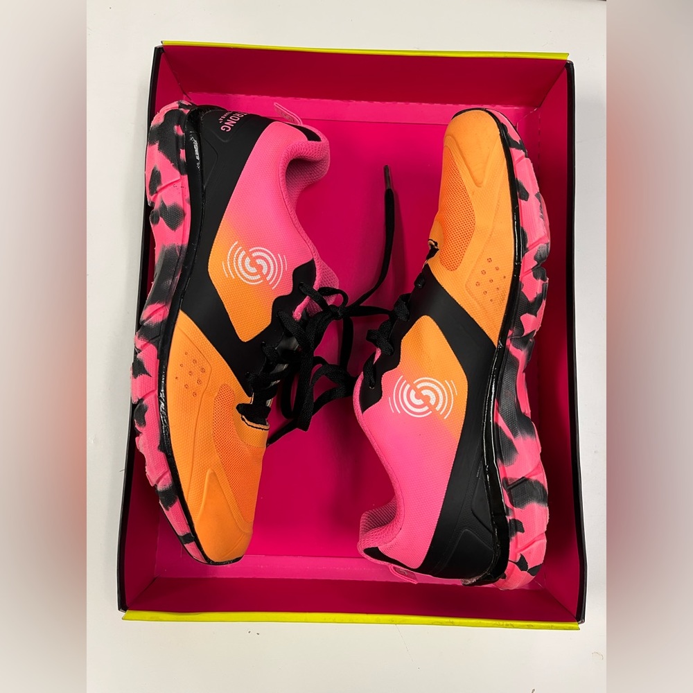 STRONG by Zumba Shoes SZ 7.5